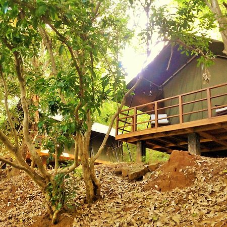 Kula Kula Luxury Camping Resort Udawalawe Exterior photo